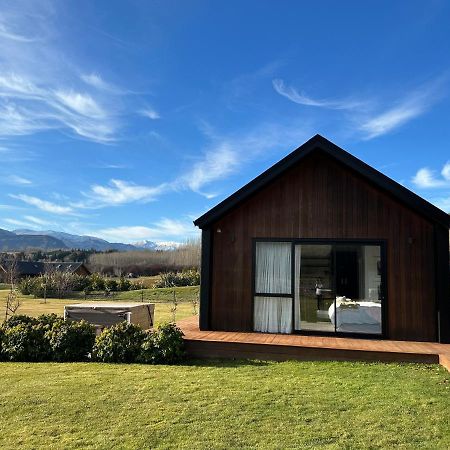 Guest House With A Stunning View Frankton Extérieur photo
