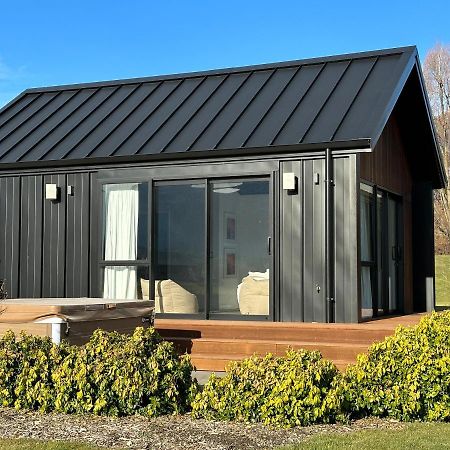Guest House With A Stunning View Frankton Extérieur photo